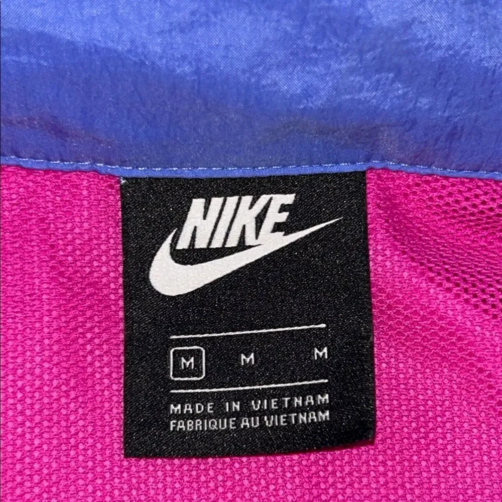 Nike Clash 1/2 Zip Lightweight Jacket